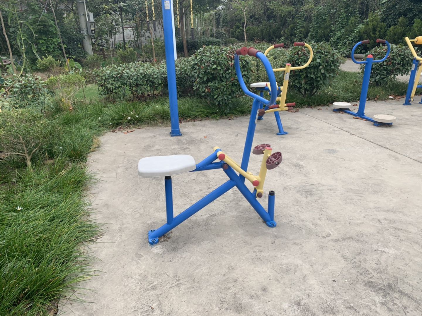 腰力鍛煉器 腰力鍛煉器