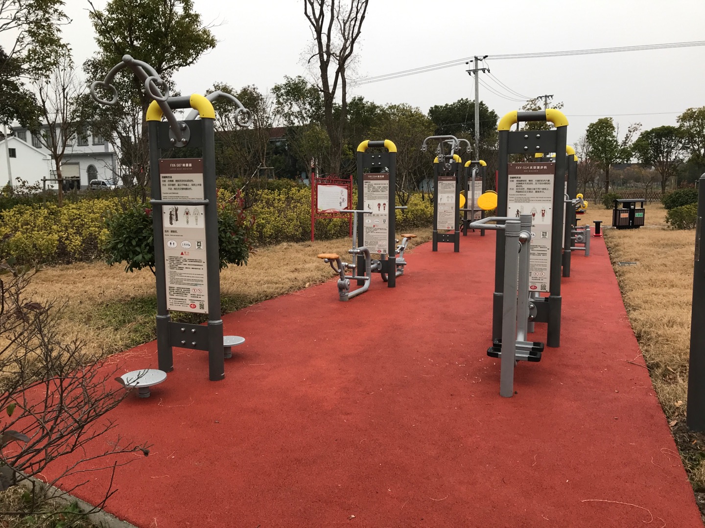 奉城鎮蔡家橋村市民益智健身苑點