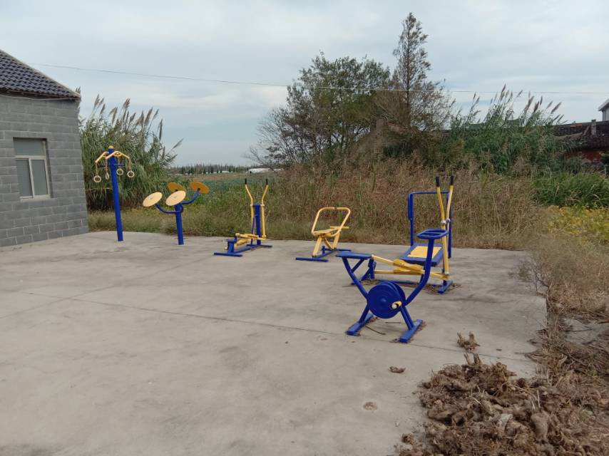 崇明區(qū)紅星村紅北14隊(duì)健身點(diǎn) 崇明區(qū)紅星村紅北14隊(duì)健身點(diǎn)