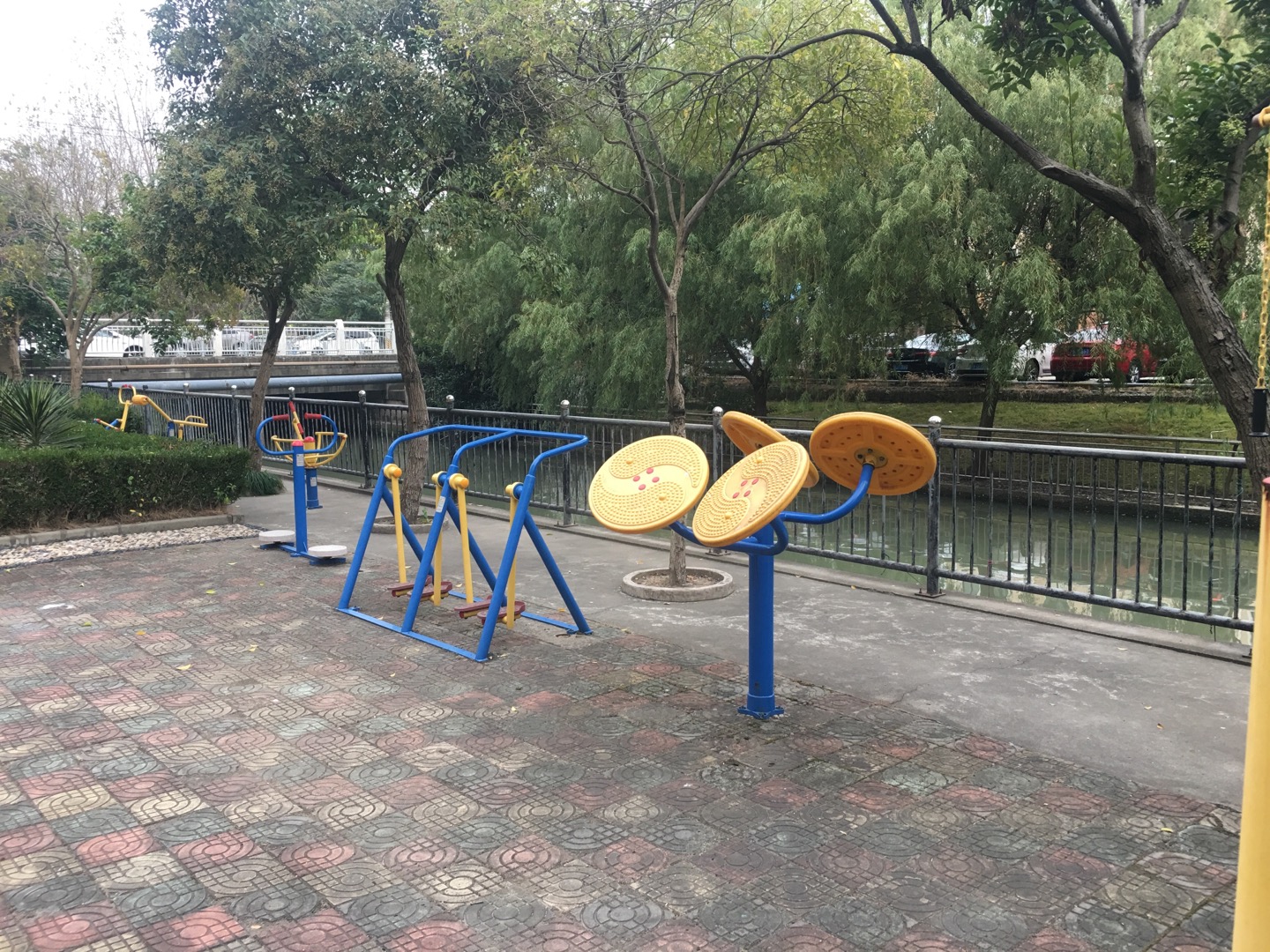 黃山三居小區(qū)健身點