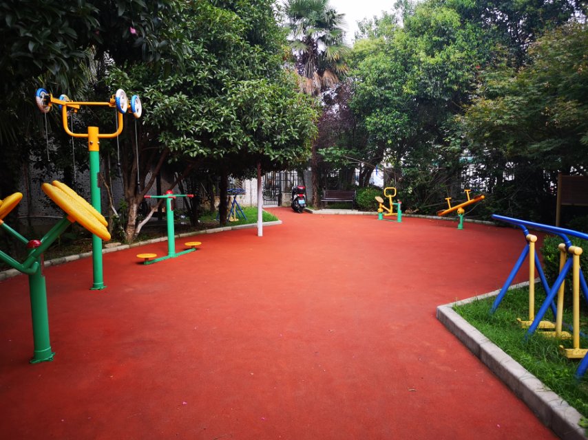 航華四村一居委健身苑點(diǎn)A