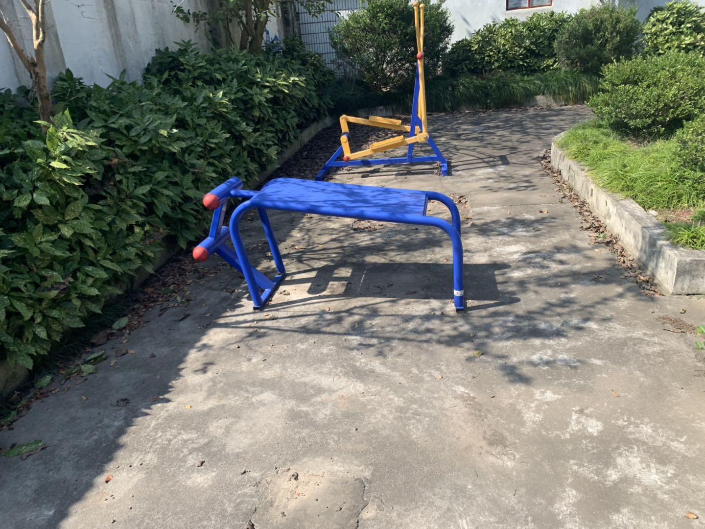 仰臥起坐板 仰臥起坐板