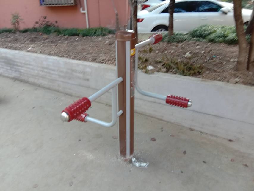 四級壓腿按摩器 四級壓腿按摩器