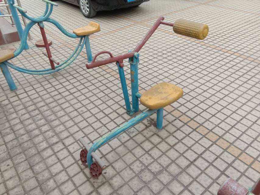 腹背鍛煉器 腹背鍛煉器