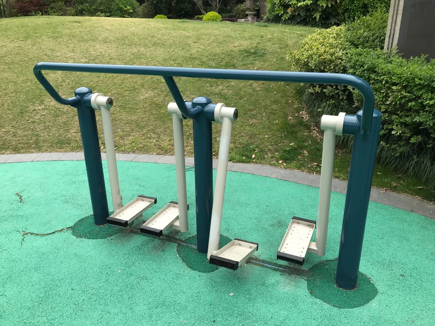 二位太空漫步機 二位太空漫步機