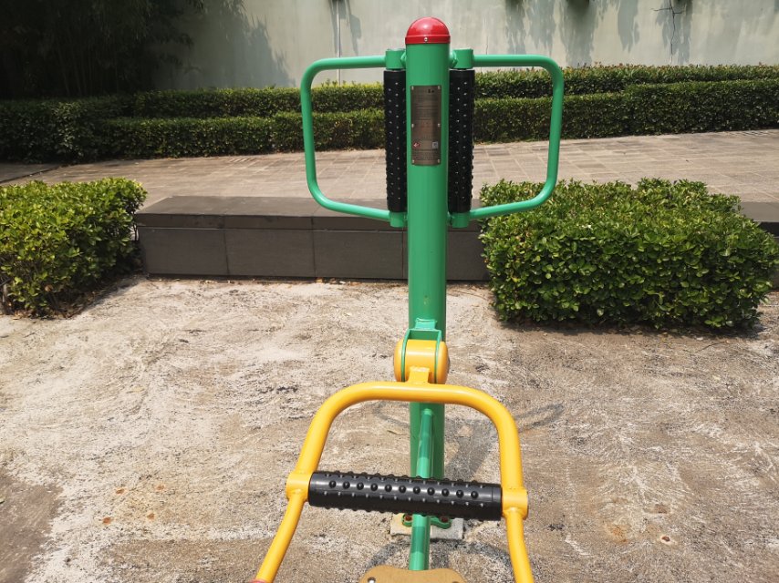 坐式腰背按摩器 坐式腰背按摩器