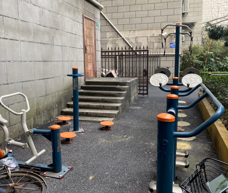 靜安區(qū)曹家渡街道均泰居委健身點(diǎn)（武寧南路438弄）