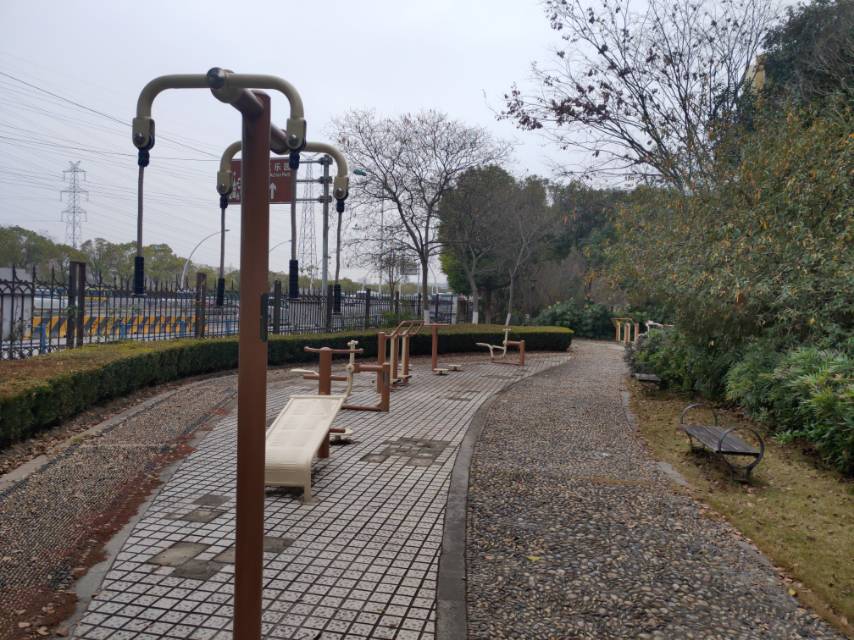 體育公園居委健身苑點1