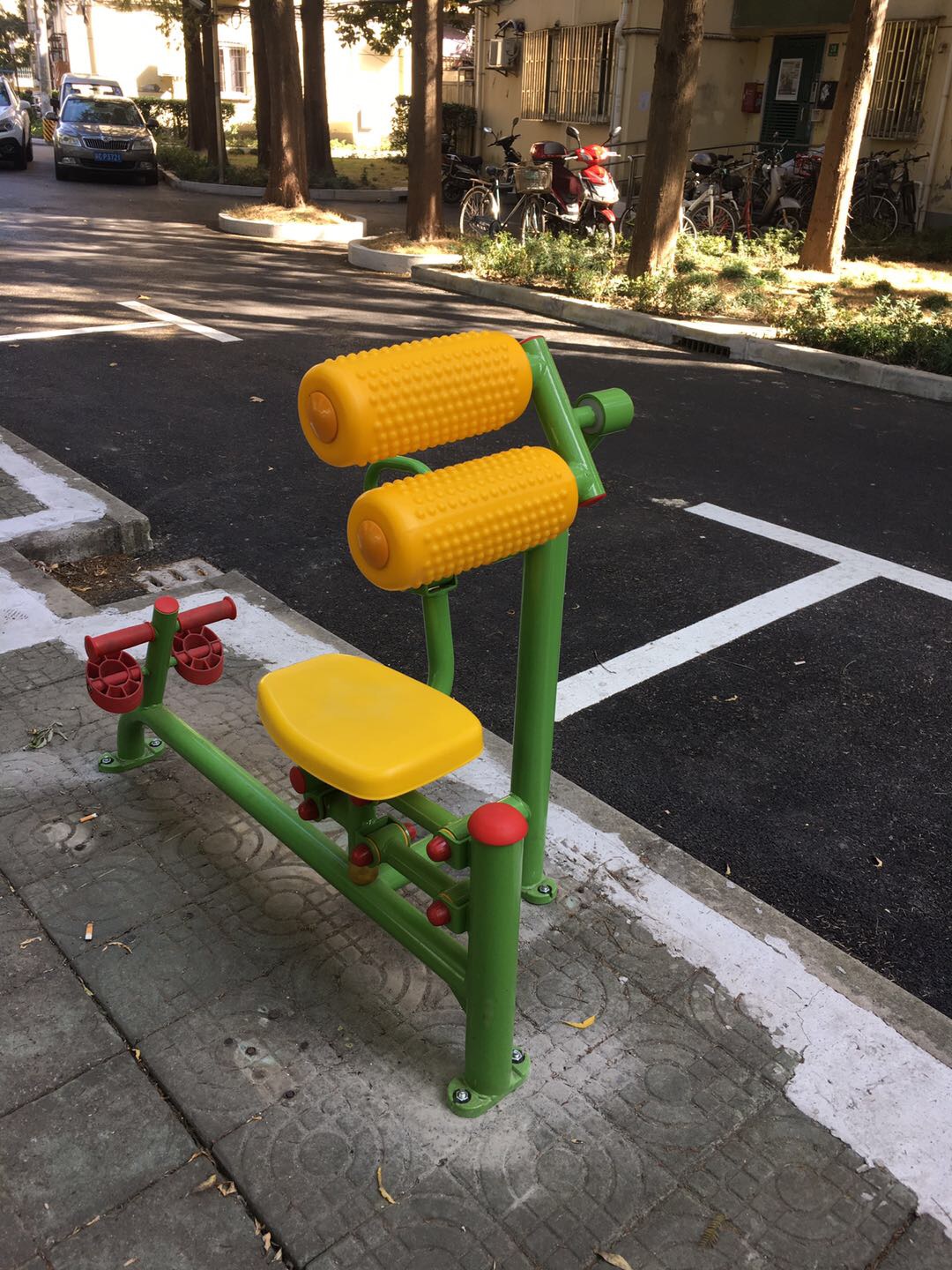 自重腹背鍛煉器 自重腹背鍛煉器