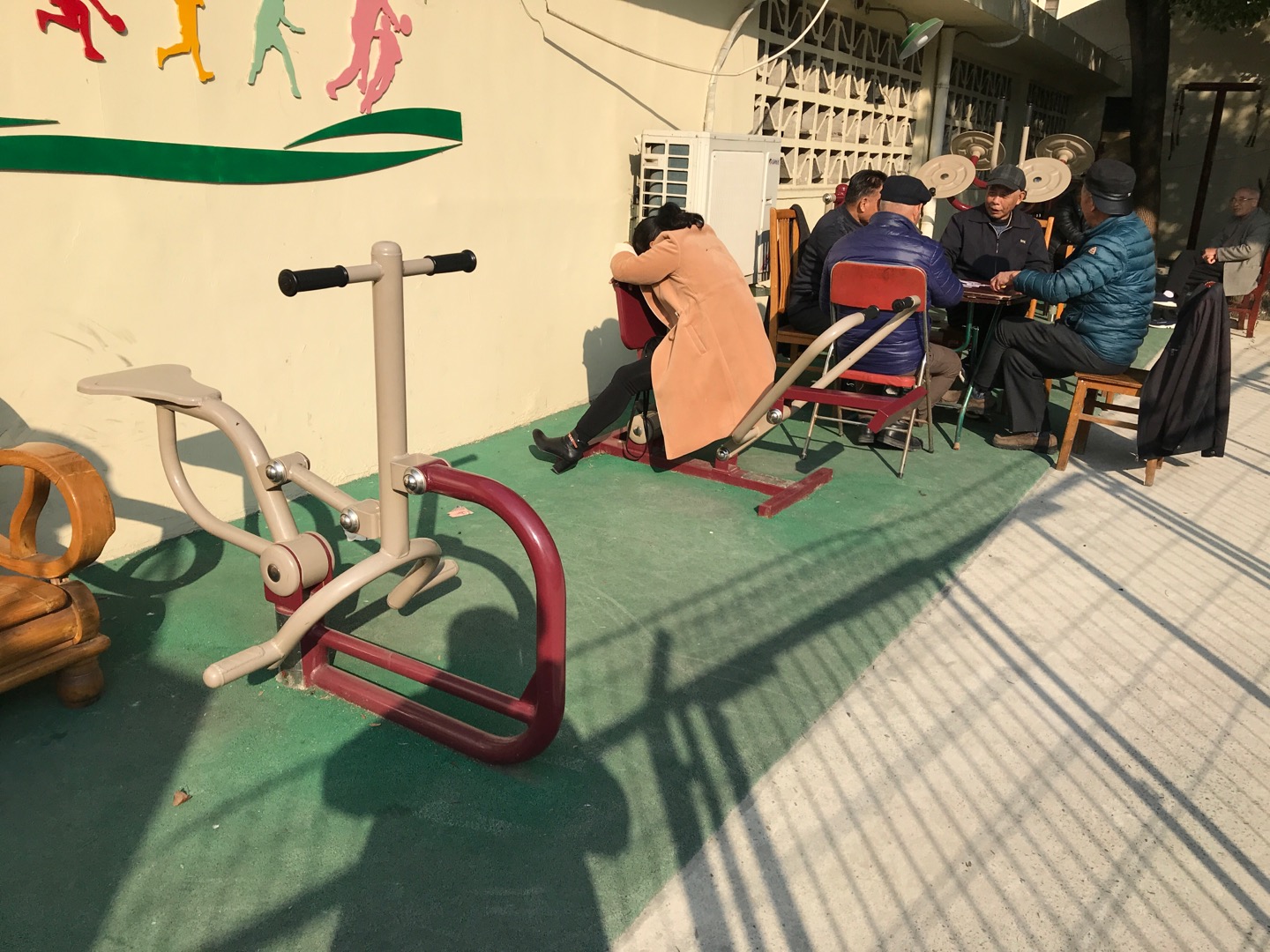 新成三四坊健身點(diǎn)