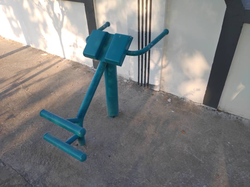 背肌訓練器 背肌訓練器