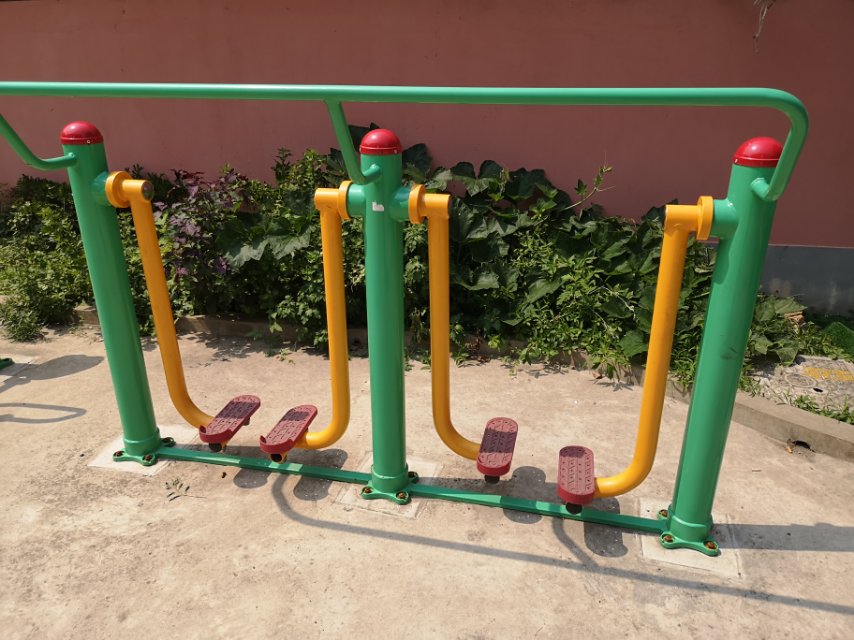 兩聯漫步機