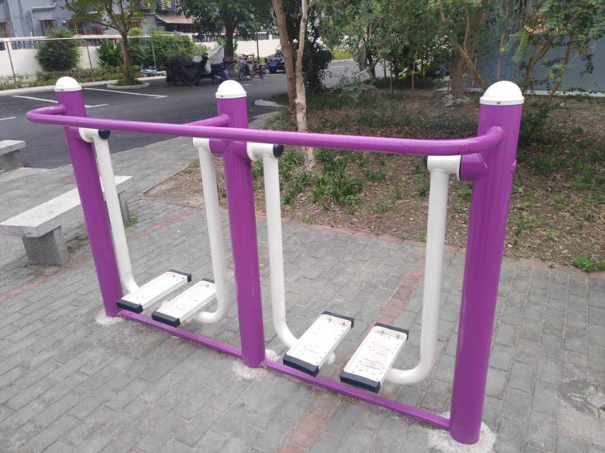 雙位漫步機