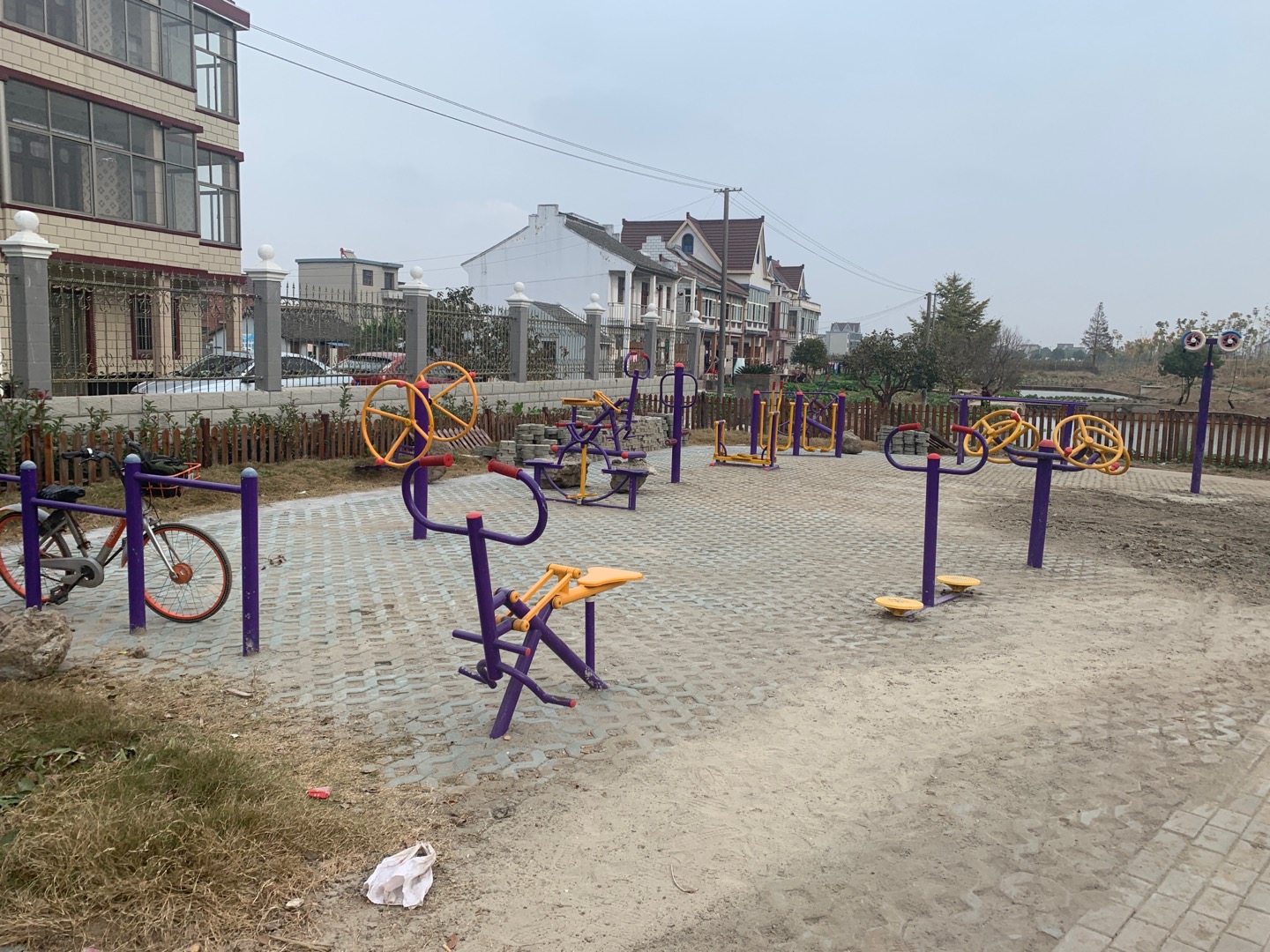 金路村路四9組健身點(diǎn) 金路村路四9組健身點(diǎn)